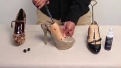 how to use a shoe stretcher